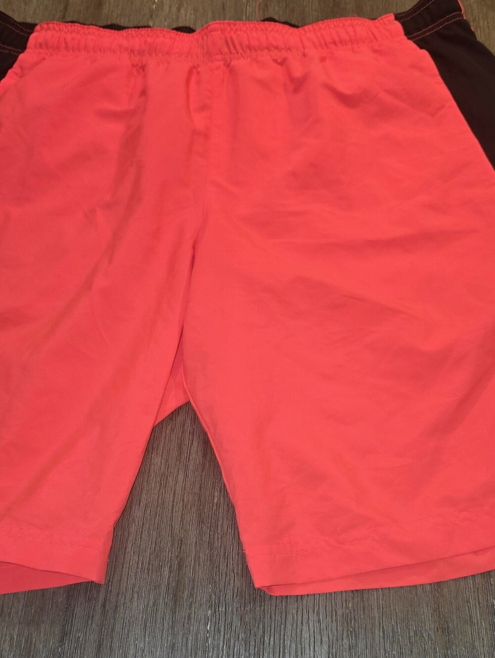 Reebok Sz. Xlarge Red Mens Athletic Shorts
